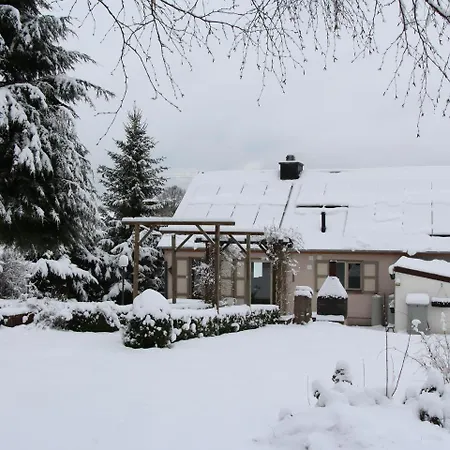 Modern With Private Garden Дом отдыха Tenneville