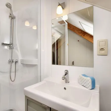 Modern With Private Garden *