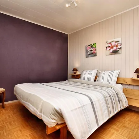 Modern With Private Garden Дом отдыха Tenneville