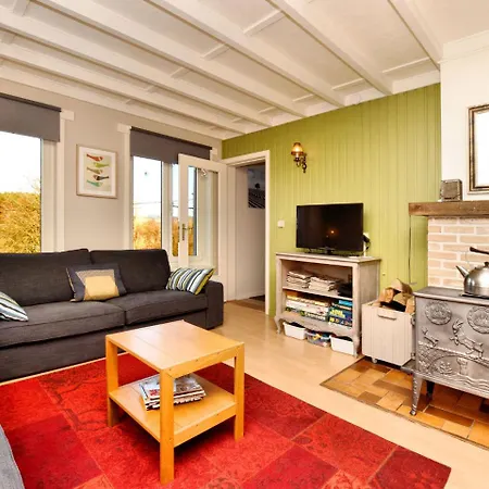 Modern With Private Garden * Tenneville